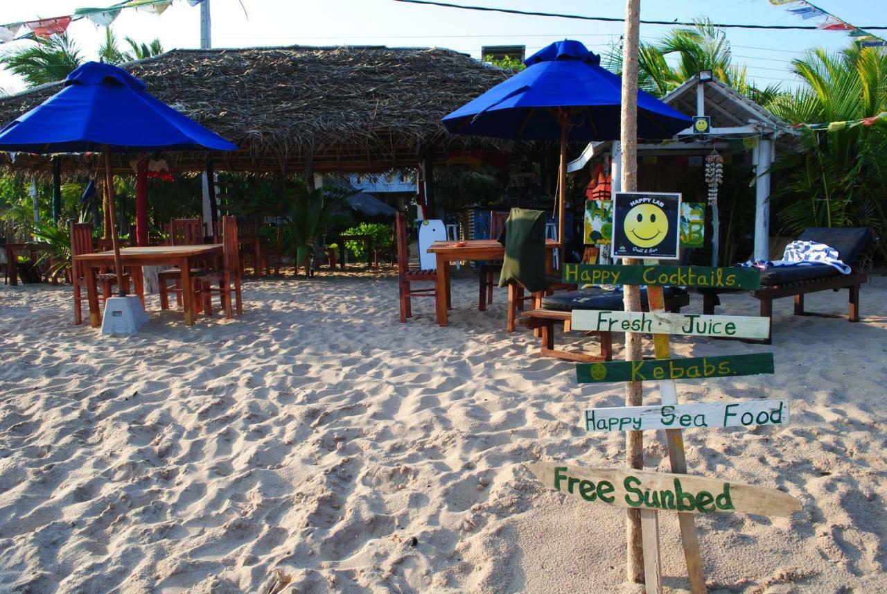 Asha Beach & Spa Тангалла Экстерьер фото