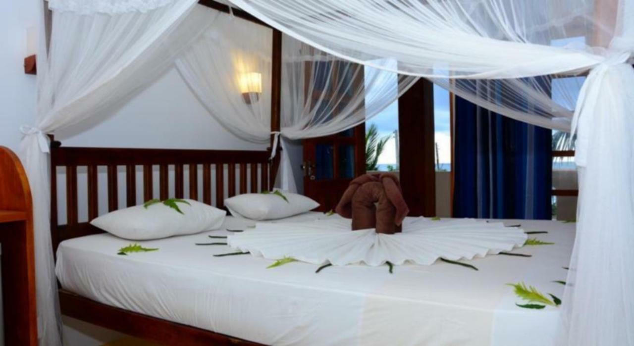 Asha Beach & Spa Тангалла Экстерьер фото